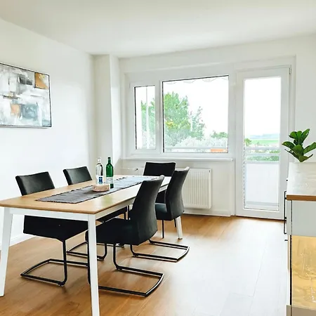 Charmante In Der Naehe Von Neubrandenburg Appartamento Coelpin