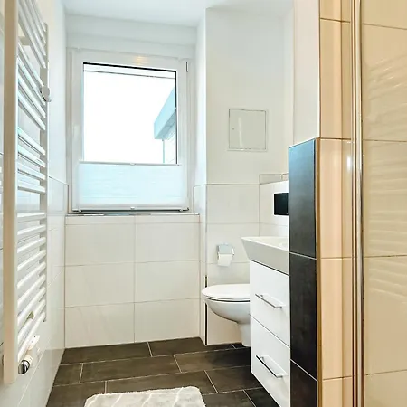 Charmante In Der Naehe Von Neubrandenburg * Coelpin