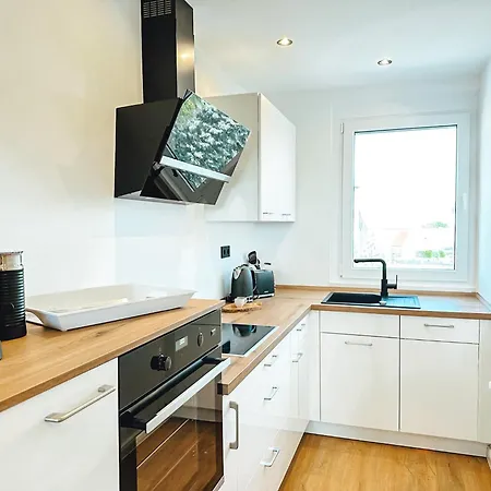 Charmante In Der Naehe Von Neubrandenburg Appartamento